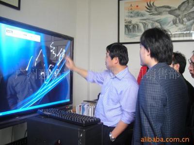 惠拓47寸触控一体机 Win7多点触摸赋能大尺寸交互新体验
